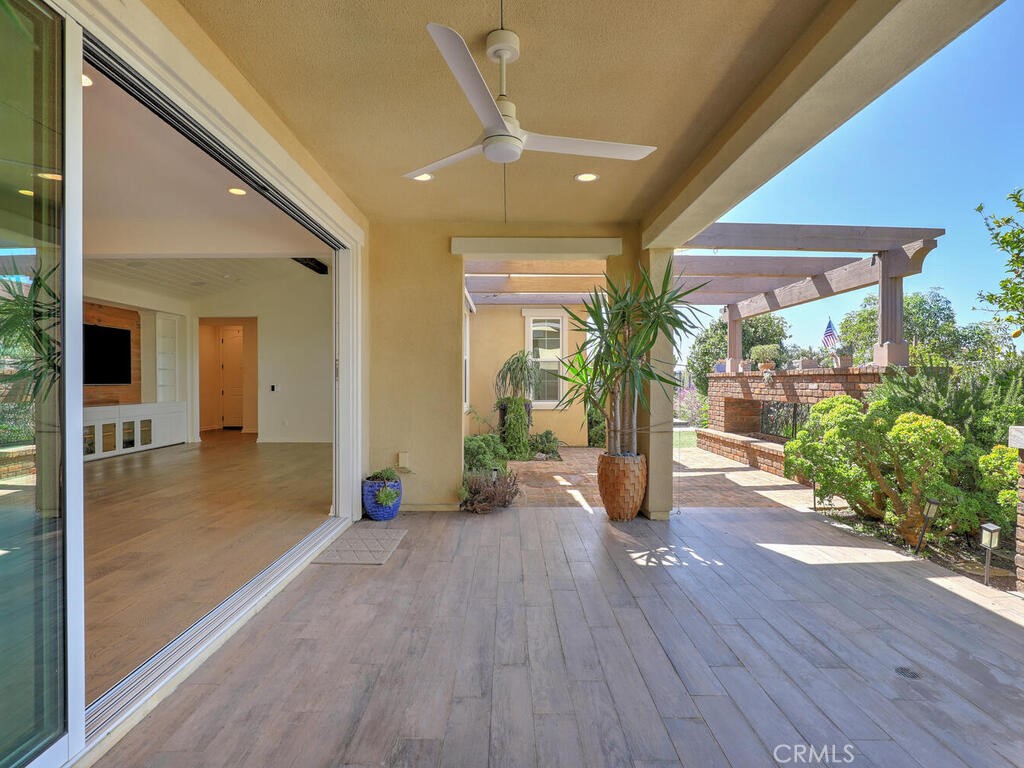 MLS #OC25225560 image #25