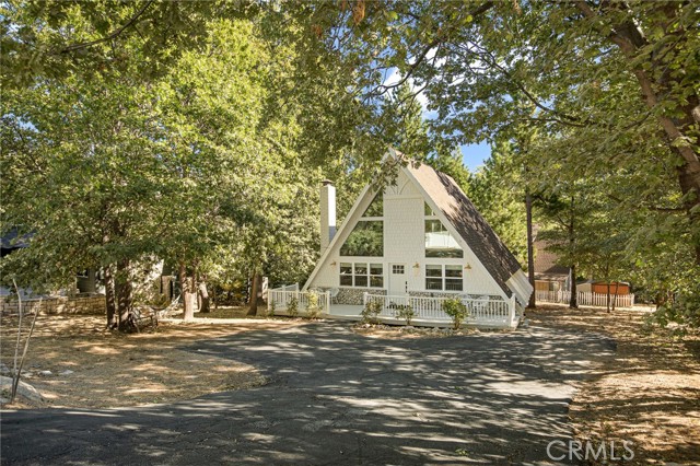 Detail Gallery Image 42 of 51 For 987 Tirol Ln, Lake Arrowhead,  CA 92352 - 3 Beds | 2 Baths