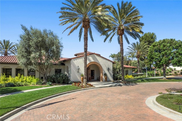 9 Corte Sevilla, San Clemente CA: https://media.crmls.org/medias/13b9b5bc-41bd-4fcc-88a0-5fe00167965b.jpg