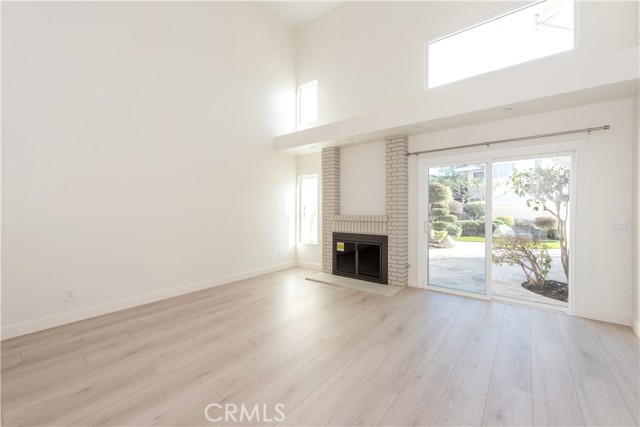 45 Cedarlake, Irvine CA: https://media.crmls.org/medias/13bc3604-3b69-4e37-96d1-1c786c7e39c0.jpg