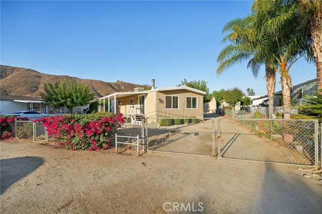 Detail Gallery Image 33 of 38 For 26365 Cortrite Ave, Hemet,  CA 92545 - 2 Beds | 2 Baths