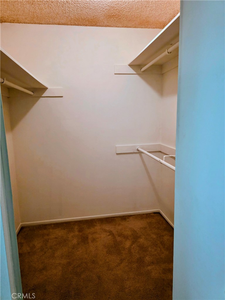 https://media.crmls.org/medias/13bd05e5-7529-4555-88dd-f424c363026e.jpg?preset=X-Large