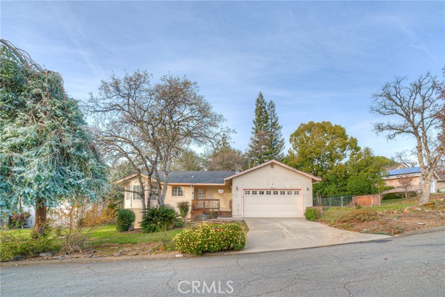 Detail Gallery Image 1 of 41 For 22 Executive Ave, Oroville,  CA 95966 - 3 Beds | 2 Baths