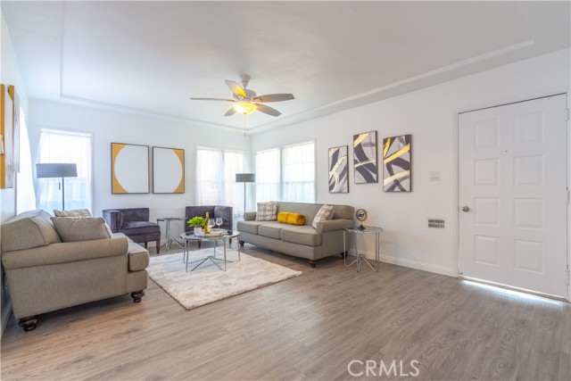 Detail Gallery Image 25 of 41 For 3155 Lynwood Rd, Lynwood,  CA 90262 - 3 Beds | 1 Baths