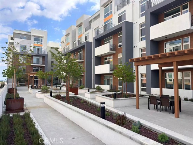 Detail Gallery Image 17 of 17 For 168 S Monterey St #407,  Alhambra,  CA 91801 - 2 Beds | 2/1 Baths