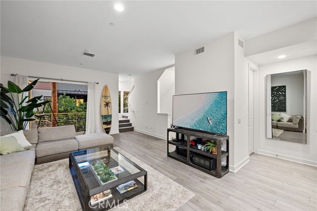 769 Doheny Way, Dana Point CA: https://media.crmls.org/medias/13bde3f5-252c-4640-98a9-d18ce3fb93c9.jpg