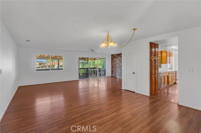 Detail Gallery Image 5 of 32 For 30712 Pyramid Point, Canyon Lake,  CA 92587 - 3 Beds | 2 Baths