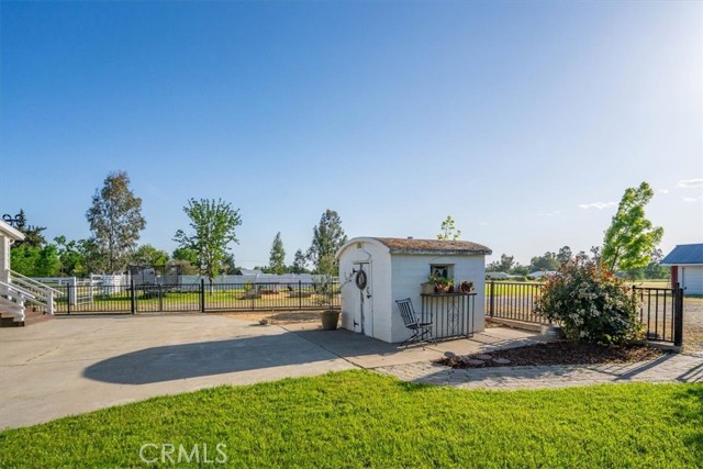 8791 Fox Street, Los Molinos CA: https://media.crmls.org/medias/13bfcb3a-8037-4852-94d1-11a35e6a593c.jpg