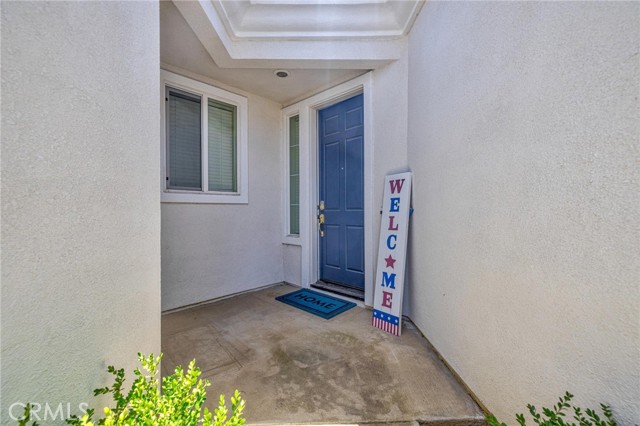 1708 Snowberry Road, Beaumont CA: https://media.crmls.org/medias/13c085f8-b8f4-482a-a679-db688027e045.jpg
