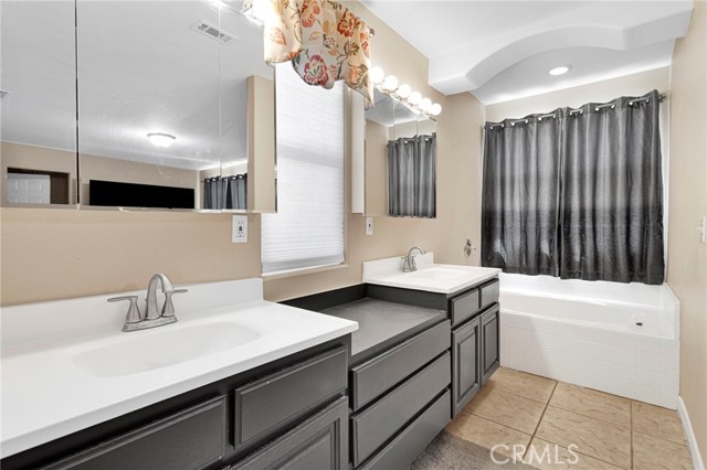 Detail Gallery Image 39 of 64 For 11331 Pasco Rd, Apple Valley,  CA 92308 - 4 Beds | 2/1 Baths