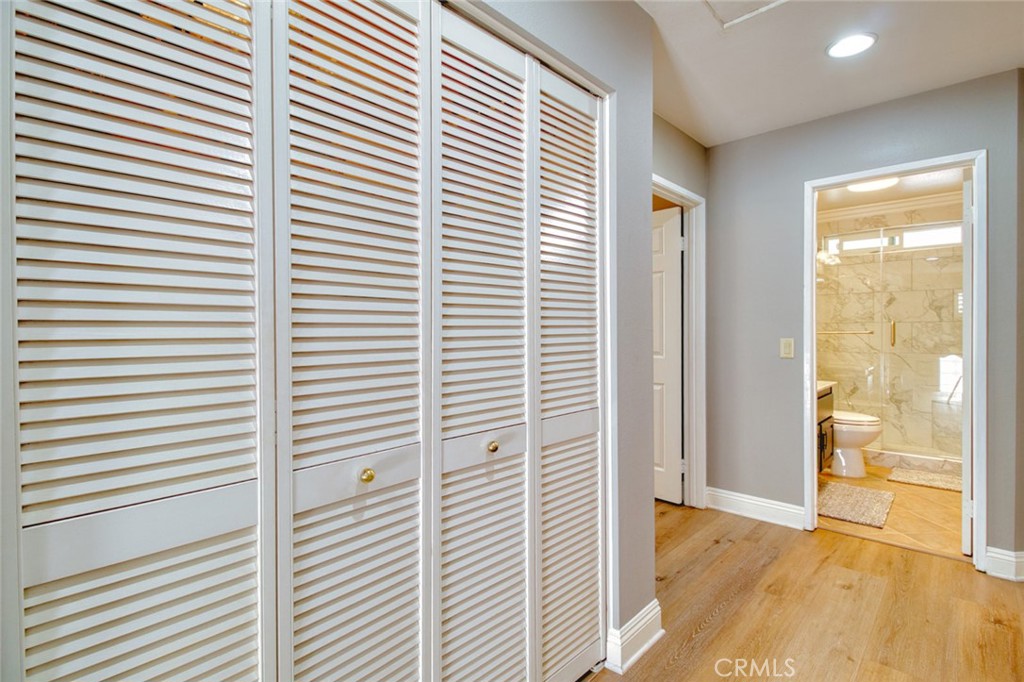 https://media.crmls.org/medias/13c0b235-ae5d-40e1-9282-a6a0df917c67.jpg?preset=X-Large