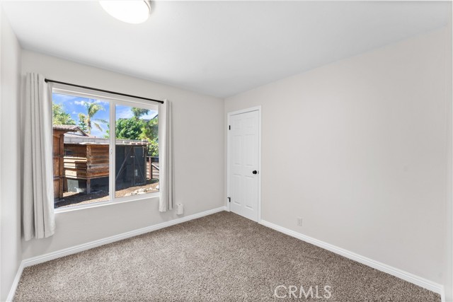 201 W Harvey Avenue, Santa Ana CA: https://media.crmls.org/medias/13c0c2a8-3f8d-457d-8409-a5a9f613b138.jpg