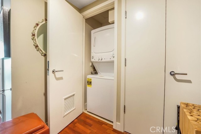 3141 Michelson Drive, Irvine CA: https://media.crmls.org/medias/13c0d403-e04e-470a-994e-c161b4b11605.jpg
