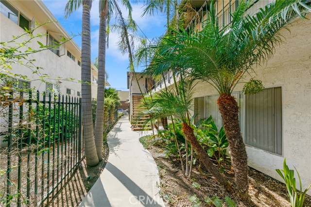 651 46th Street, Long Beach, California 90807, ,Multi-Family,For Sale,46th,PW24210020