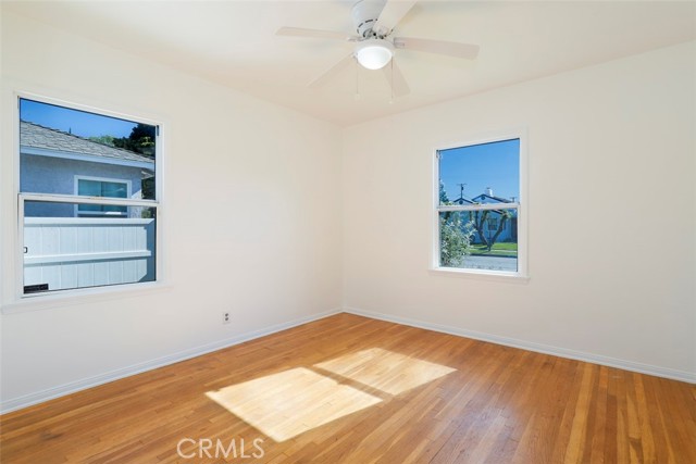 Detail Gallery Image 11 of 20 For 3349 Rutgers Ave, Long Beach,  CA 90808 - 2 Beds | 1 Baths
