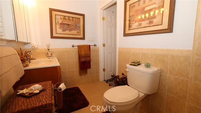 Detail Gallery Image 13 of 33 For 12744 Island Cir, Clearlake Oaks,  CA 95423 - 3 Beds | 2 Baths