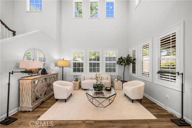 Front Image Thumbnail for CROC26056551