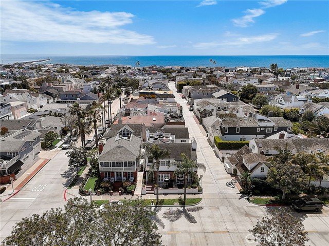 Detail Gallery Image 69 of 70 For 2025 E Balboa, Newport Beach,  CA 92661 - 4 Beds | 4 Baths