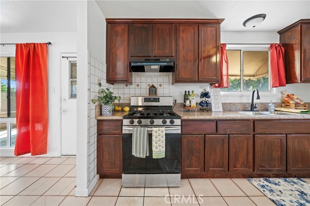 Detail Gallery Image 6 of 25 For 15208 Flynn St, La Puente,  CA 91744 - 4 Beds | 2 Baths