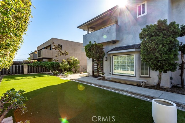 Detail Gallery Image 3 of 31 For 33702 Chula Vista Ave a,  Dana Point,  CA 92629 - 3 Beds | 3 Baths