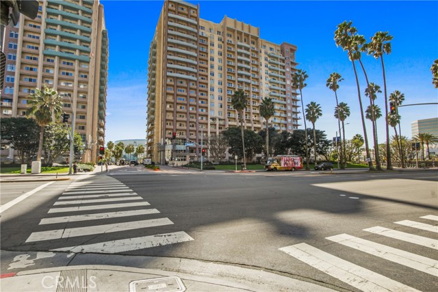 Detail Gallery Image 2 of 20 For 388 E Ocean Bld #302,  Long Beach,  CA 90802 - 1 Beds | 1 Baths