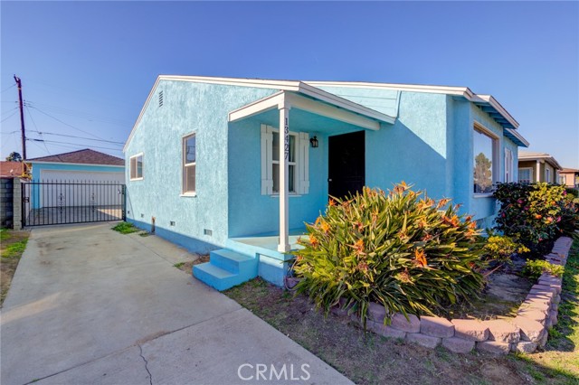 Image 3 for 13427 Mettler Ave, Los Angeles, CA 90061