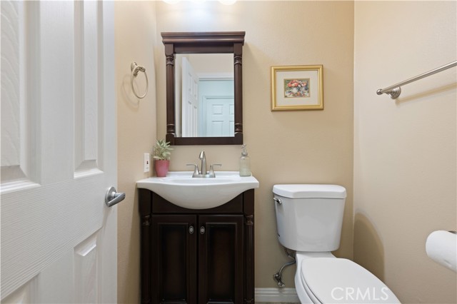 Detail Gallery Image 14 of 30 For 19348 Avenue of the Oaks, Newhall,  CA 91321 - 2 Beds | 1/1 Baths