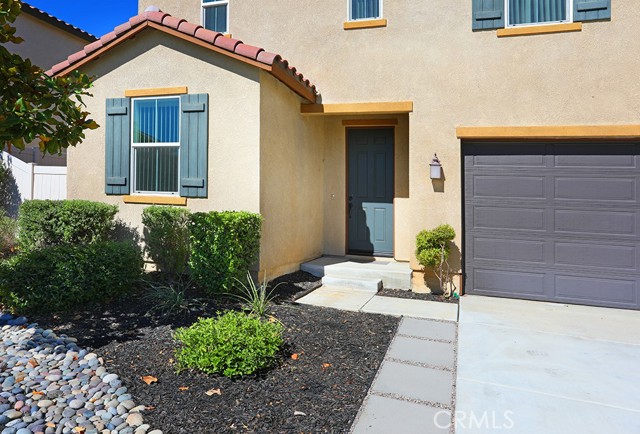 35983 Michelle Lane, Beaumont CA: https://media.crmls.org/medias/13c74547-ca9f-47b6-8d5b-12b7f07c136d.jpg