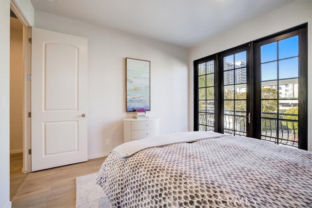 Detail Gallery Image 51 of 73 For 3511 via Dolce, Marina Del Rey,  CA 90292 - 4 Beds | 3/1 Baths