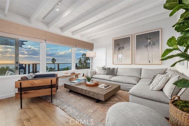 Detail Gallery Image 6 of 46 For 31962 Sunset, Laguna Beach,  CA 92651 - 3 Beds | 1/1 Baths