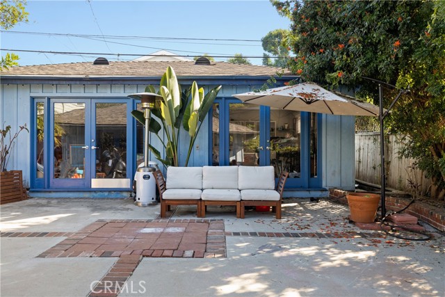 664 35th Street, Manhattan Beach, California 90266, 4 Bedrooms Bedrooms, ,2 BathroomsBathrooms,Residential,Sold,35th,SB21205294