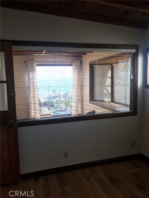 220 42nd Street, Manhattan Beach, California 90266, 3 Bedrooms Bedrooms, ,1 BathroomBathrooms,Residential,Sold,42nd,SB22084240