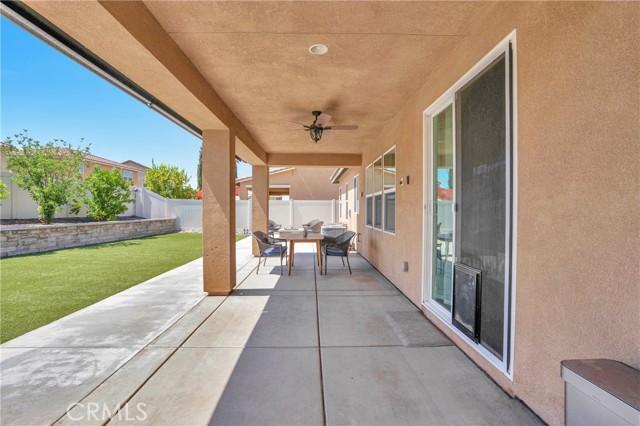 34689 Swan Valley Court, Murrieta CA: https://media.crmls.org/medias/13c9dbfc-86d0-414e-9675-a28a40900a71.jpg