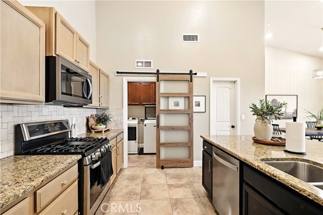 Detail Gallery Image 10 of 54 For 4140 Mondavi Ave, Merced,  CA 95348 - 3 Beds | 2 Baths