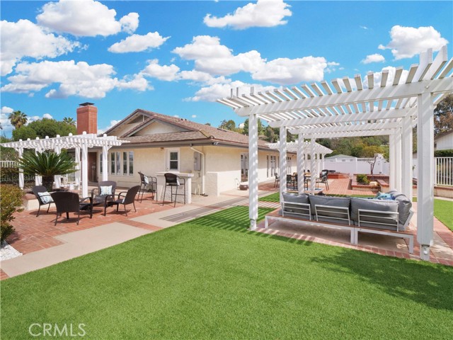 4 Bridlewood Circle, Rolling Hills Estates, California 90274, 3 Bedrooms Bedrooms, ,1 BathroomBathrooms,Residential,Sold,Bridlewood,PV23048044