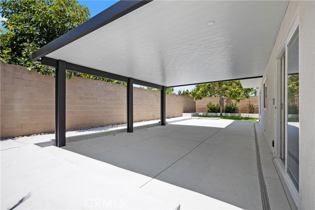 3614 S Olive Street, Santa Ana CA: https://media.crmls.org/medias/13ceefdc-b768-4811-9ee5-f72c7a836494.jpg