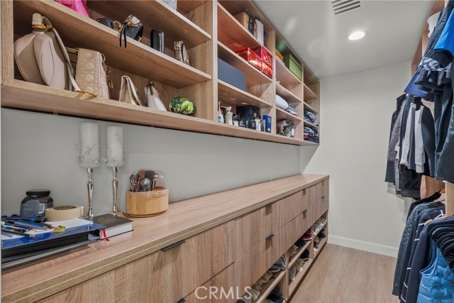 16810 Adlon Road, Encino CA: https://media.crmls.org/medias/13cefcd0-05fe-4286-a02f-28361b8eaae1.jpg