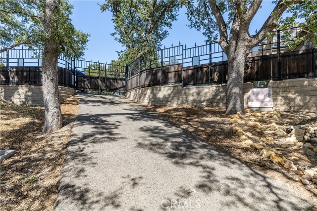 Detail Gallery Image 41 of 42 For 1401 Greenwood Dr., Paso Robles,  CA 93446 - 4 Beds | 4/1 Baths