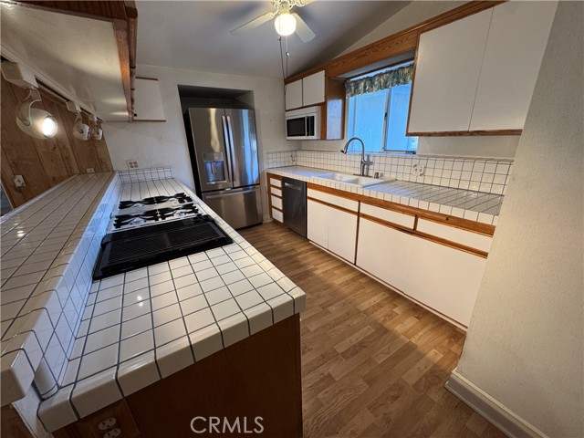 Detail Gallery Image 12 of 19 For 249 E Wilson, Costa Mesa,  CA 92627 - 3 Beds | 2 Baths