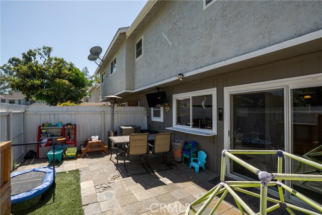25353 Gemini Ln, Lake Forest CA: https://media.crmls.org/medias/13d14f93-18de-464a-877f-2a4b349264f2.jpg
