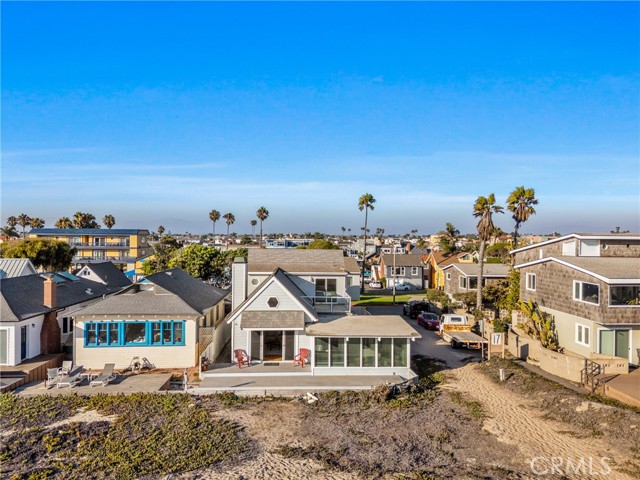 16685 S Pacific Avenue, Sunset Beach CA: https://media.crmls.org/medias/13d17db9-953d-446d-9a09-a95c905bd36c.jpg
