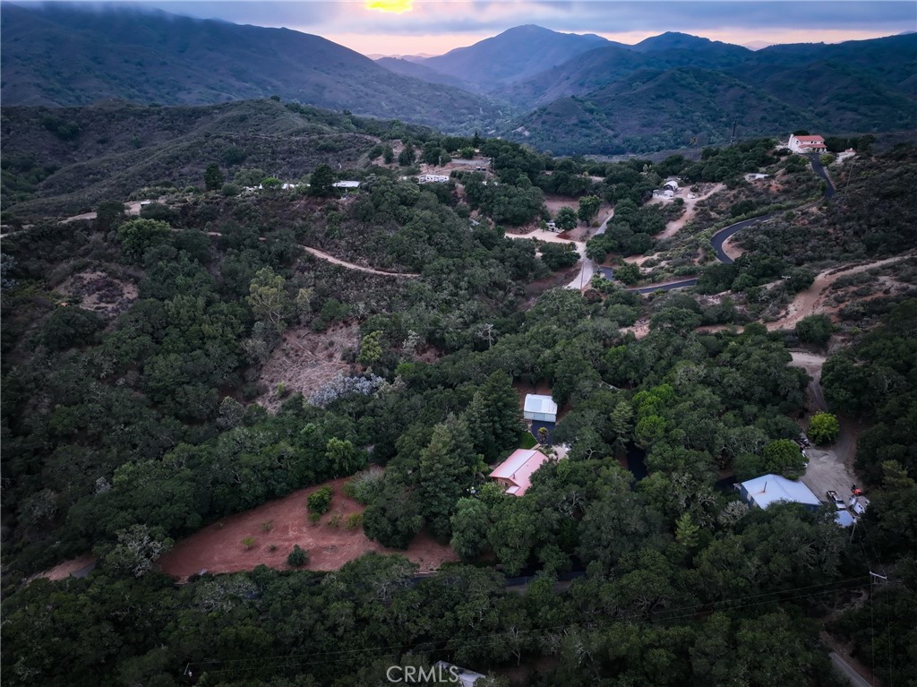 https://media.crmls.org/medias/13d245f7-fa93-4bf0-a4bc-8354138d7659.jpg?preset=X-Large