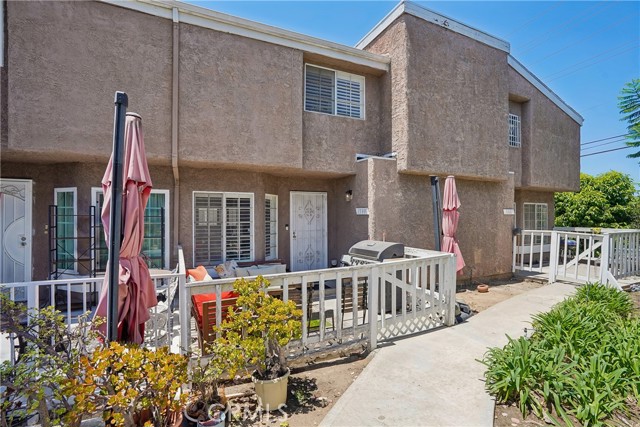 2 Bed Home for Sale in Los Angeles, California