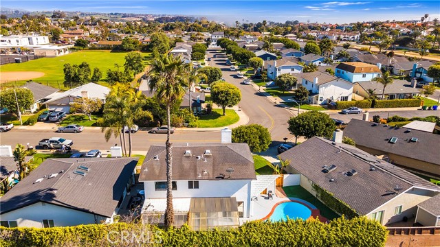450 Anchor Way, Carlsbad CA: https://media.crmls.org/medias/13d3eeff-ce23-473f-a0ca-7b62063e0977.jpg