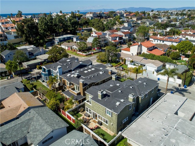 548 21st Street, Hermosa Beach, California 90254, 5 Bedrooms Bedrooms, ,4 BathroomsBathrooms,Residential,Sold,21st Street,SB17042636