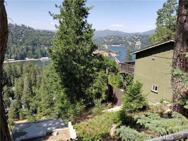 Detail Gallery Image 3 of 19 For 24240 Bernard Dr, Crestline,  CA 92325 - – Beds | – Baths