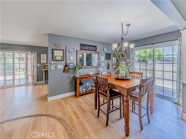 Detail Gallery Image 6 of 22 For 23209 via Barra, Valencia,  CA 91355 - 4 Beds | 3 Baths
