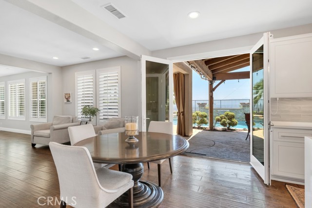 24234 Reyes Adobe Way, Valencia CA: https://media.crmls.org/medias/13d68d1d-8403-4de7-8c4e-bc9b05135358.jpg