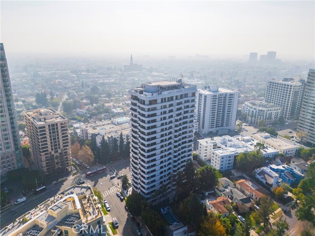 Detail Gallery Image 20 of 21 For 10601 Wilshire Bld #501,  Los Angeles,  CA 90024 - 2 Beds | 2/1 Baths