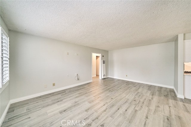 Detail Gallery Image 6 of 11 For 12871 Sungrove St, Garden Grove,  CA 92840 - 3 Beds | 1/1 Baths